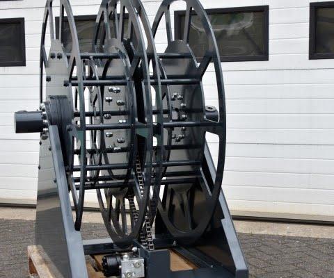 Powdercoating hose reel