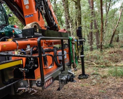 Veiligheidsbeugel Bofram Techniek Tractor met Atlas autolaadkraan